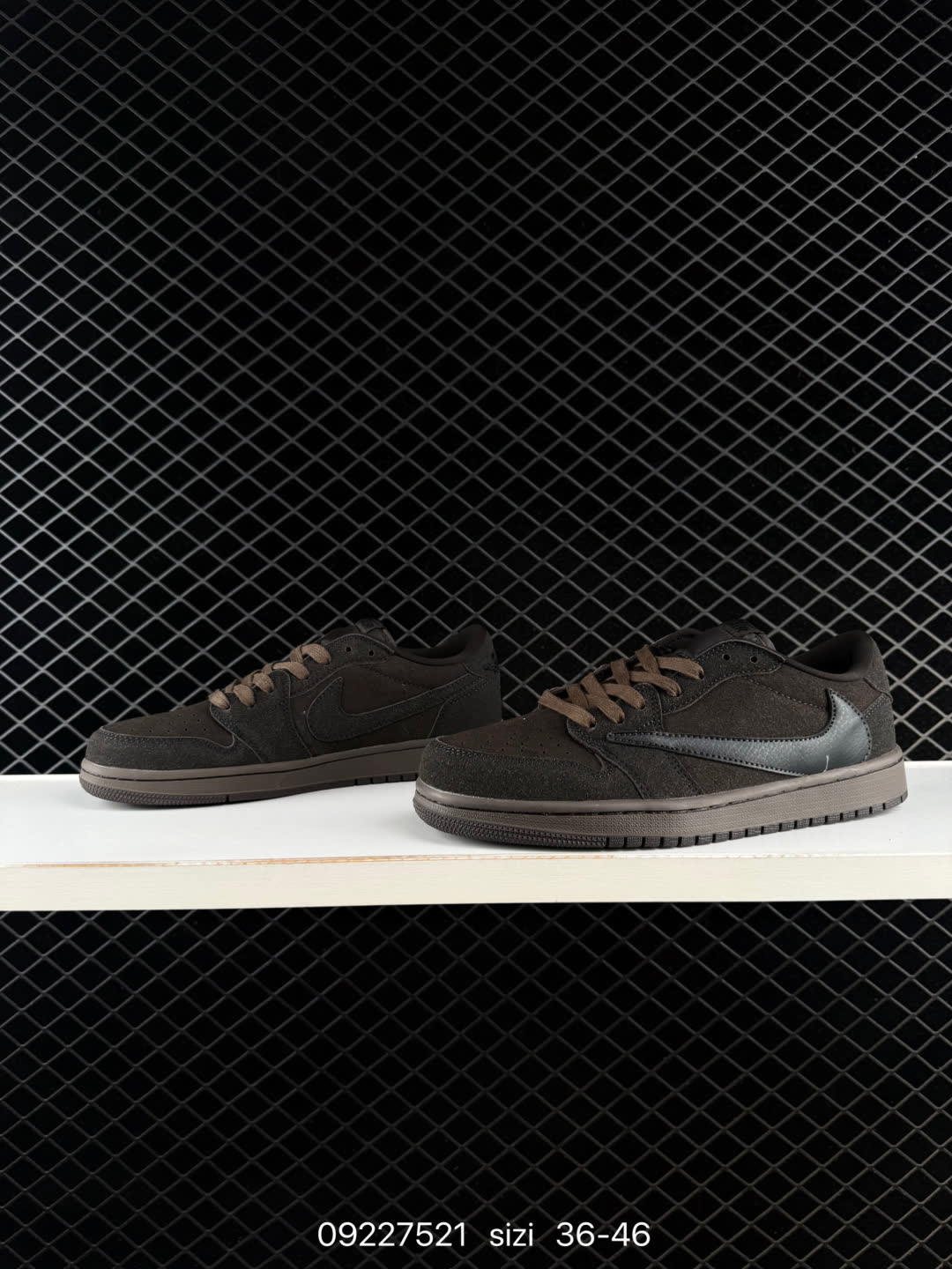 fragment design x Travis Scott x Nike Air Jordan 1 Low OG SP